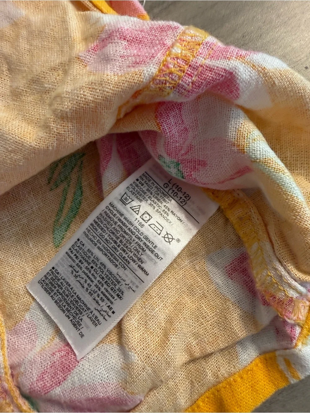 Old Navy Yellow Floral Puff Sleeve Crop Top